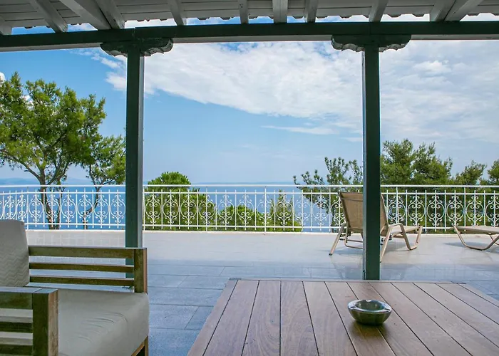 Aelia Sea View *