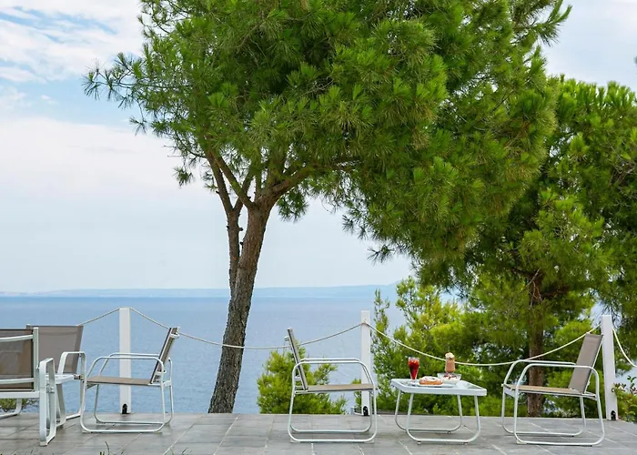Апартаменты Aelia Sea View *