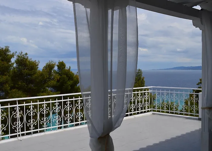 Aelia Sea View Апартаменты *